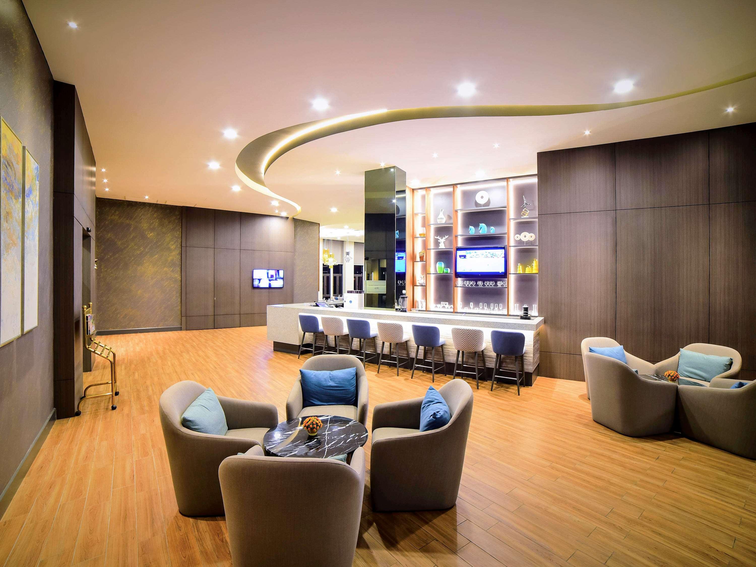 Mercure Selangor Selayang Batu-grotten Buitenkant foto