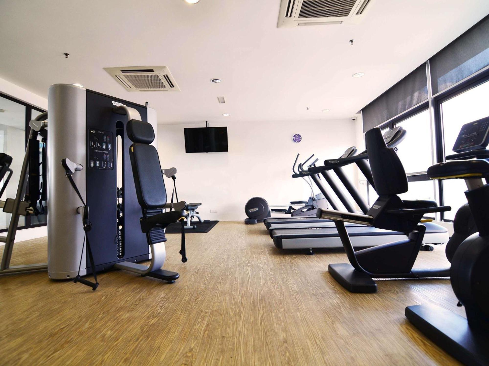 Mercure Selangor Selayang Batu-grotten Buitenkant foto