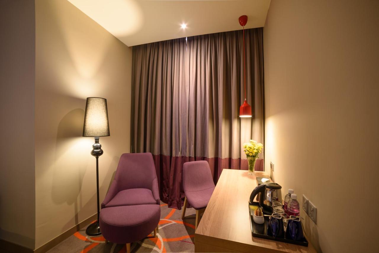 Mercure Selangor Selayang Batu-grotten Buitenkant foto